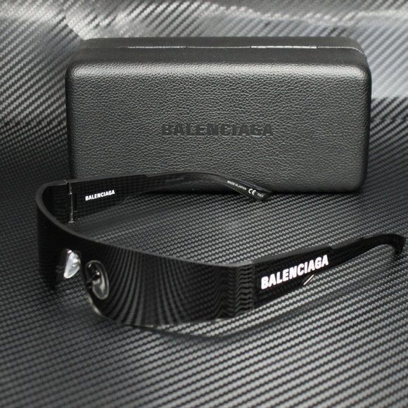 Balenciaga Unisex Black and Grey Sunglasses! Used once. Just like new - Picture 1 of 4